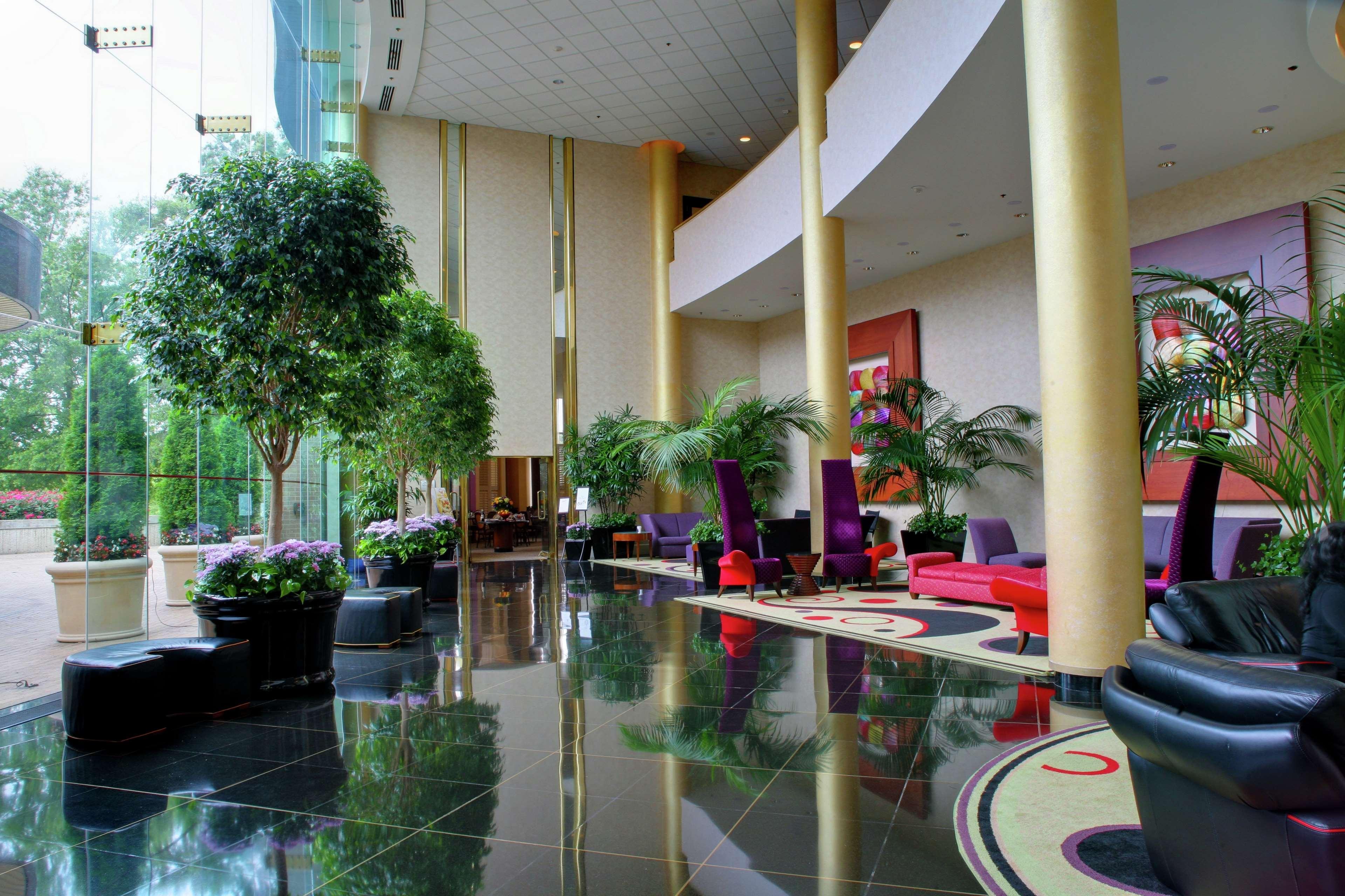 Hilton Washington Dulles Airport Hotel Herndon Exterior photo